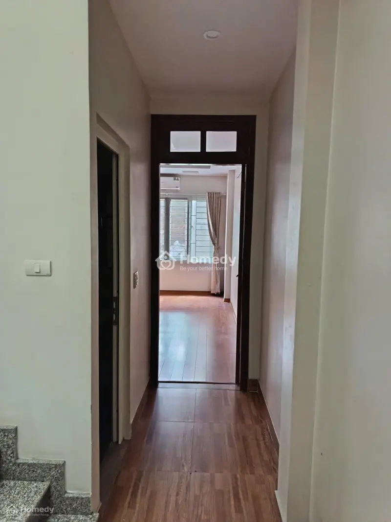 Bán Nhà Đội Cấn - Nhà Đẹp Ở Ngay - Vị Trí Thuận Tiện - Chỉ Cần Xách Vali Về Ở Luôn