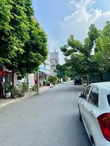 Khuôn Tiền Hiếm 12.X Tỷ Phường Việt Hưng 6 Tầng Thang Máy Vỉa Hè 3 Oto