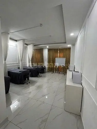 Siêu Phẩm Cho Thuê - Nhà 6 Tầng - Duy Nhất 1 Căn Tuyến Phan Đăng Lưu