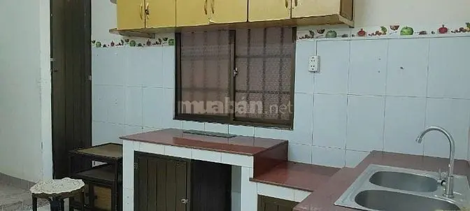 Cho Thuê Nhà Nguyên Căn, 3 Tầng Lầu, 3 Phòng Ngủ, 4 Wc, Có Hẻm Hông