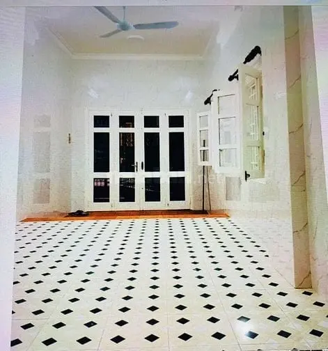 Cho Thuê Nhà Ngõ 218 Tây Sơn, Đống Đa, 40M2X 3 Tầng, Ô Tô Đỗ Cửa,