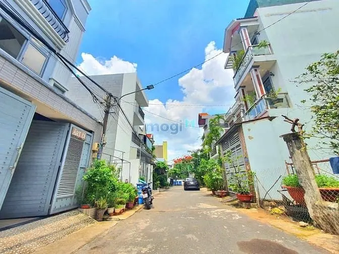 Bán Căn Hộ Dịch Vụ Hẻm 72 Làng Tăng Phú , Tnpa,Q9 - Ngang 5.5M