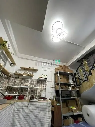 Bán Nhà Hxh Hàn Hải Nguyên Q.11 - 42M2 - 2 Lầu - 3Pn 3Wc - Giá 4,6 Tỷ