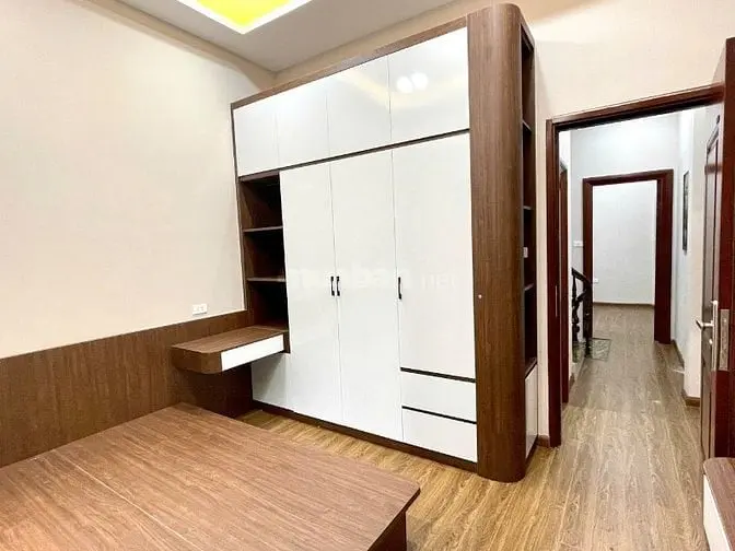 Nhà Ngay Cửa Sau Khu Cao-Xà-Lá Vinhomes Đang Xây Ở Nguyễn Trãi