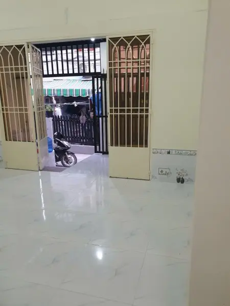 Chính Chủ Cho Nhà Nguyên Căn Diện Tích 5,5 X 14= 77Mm2. Tổng Diện Tích 122M2