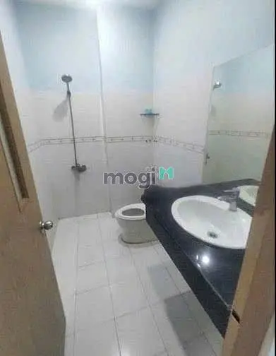 Cho Thuê Nguyên Căn Quận 10 - Sát 3 Tháng 2 - 4 Pn - 80M - 17 Triệu