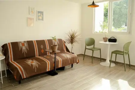 Cho Thuê Căn Hộ Duplex, Đầy Đủ Tiện Nghi