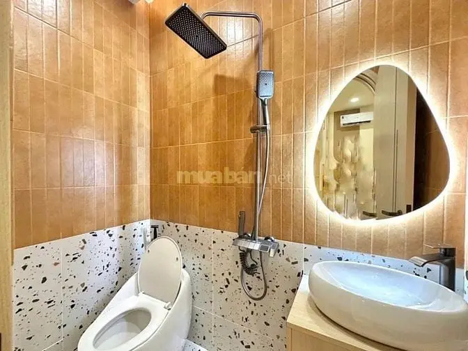 Bán Nhà Hoàng Hoa Thám Tân Bình Chỉ 6 Tỷ 450 Sẵn Hd Thuê 1400Usd / Th