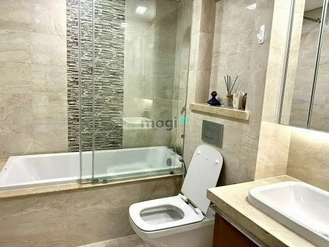 3Pn Vinhomes Q1 Vòng Cong Chỉ 47 Tr/Tháng Ở Ngay, View Toàn Cảnh Lm81.