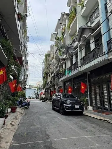 Bán Nhà Trần Thái Tông 91 M 2 Tầng Hẻm 5 M 7 Tỷ Xíu.
