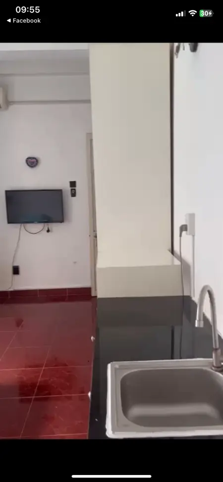 Cho Thuê Phòng Cửa Sổ Trời, Tv, Wc, Bếp Đầy Đủ Ở Cô Giang Quận 1 Ngay Sau Lưng Đh Văn Lang, Chợ Nga