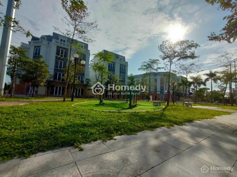 Bán Nhà Phố Thương Mại 2 Mặt Tiền, 5 Tầng, Ngay Cạnh Kđt Vinhomes Thanh Hóa - Giá 5.20 Tỷ