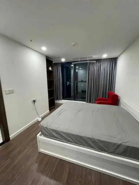 Satra Eximland Phú Nhuận Căn 3Pn, 2Wc,135M2, Ntcc Giá 21Tr