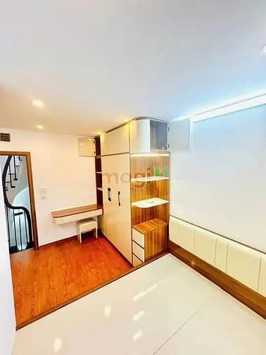 🌟Có 1.0.2 Đội Cấn_Ba Đình_10M Ra Phố_18M2 6T Mt 4M Giá 4,9 Tỷ🌟