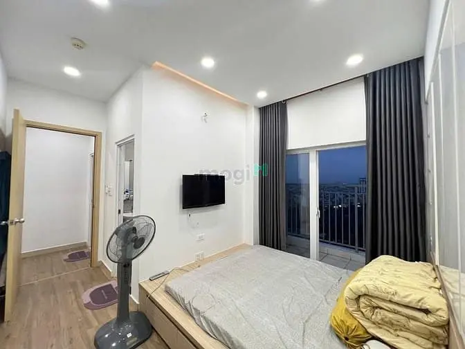 13Tr/Tháng, Nội Thất, 90M2, 2Pn. 2Wc, C/C Screc, Trường Sa. Q3.