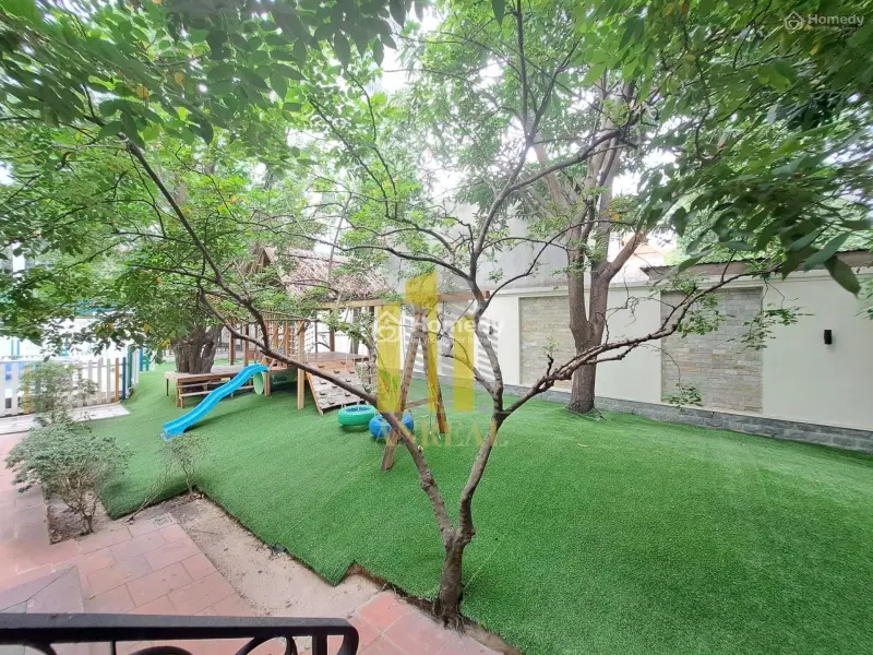 Cho Thuê Biệt Thự 800M2 Mặt Tiền Trần Văn Sắc Giá 6500 Usd