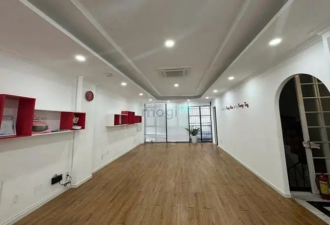 6060078 ảnh đại diện 1