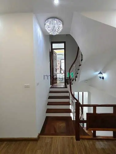 Bán Nhà Giáp Bát- Giáp Nhị , Dt44M2 , Gia Nhỉnh 8Tỷ , Lo Góc , 2 Thoán
