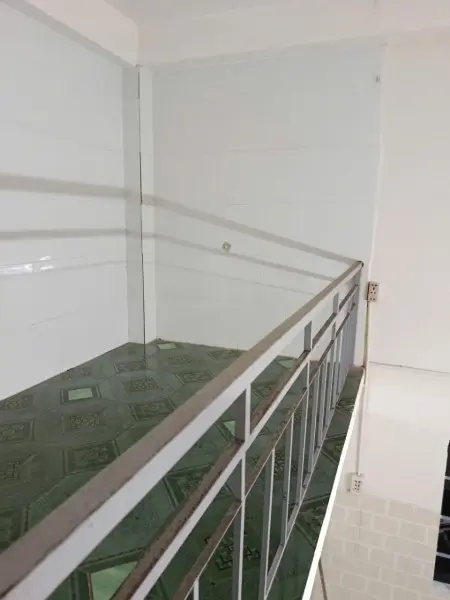 Phòng Trọ Bình Dân , Giờ Giấc Tự Do