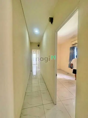 Bán Chung Cư Thang Bộ 366 Nguyễn Chí Thanh Q.10 - 75M2 - 3Pn - 2,8 Tỉ