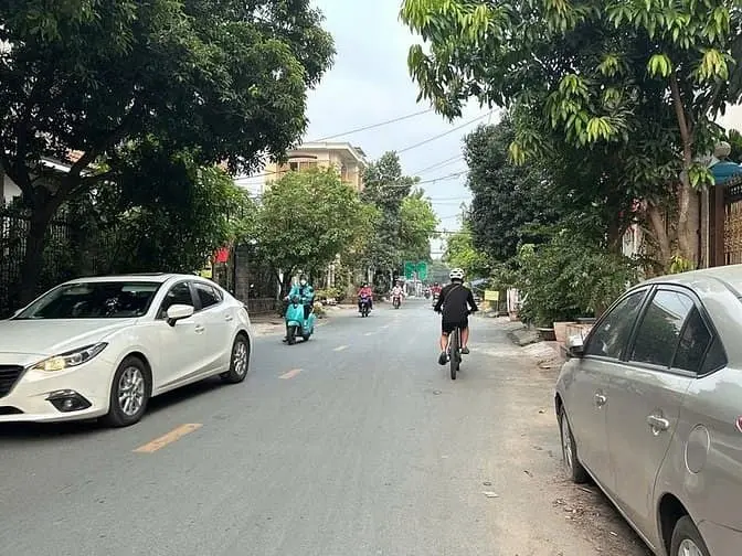 Biệt Thự Cổ Mái Thái Rộng 14M 233M2 Gấp Bán Hẻm 537 Nguyễn Oanh 22.5Tỷ