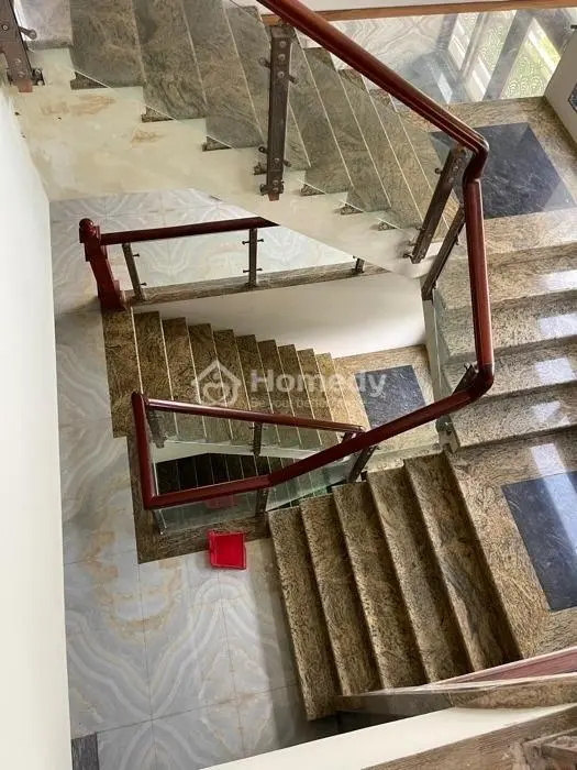 Nhà Đẹp Lộng Lẫy Mặt Tiền Kinh Doanh Tốt 5 Tầng Gần Phạm Văn Đồng 18X25 Chỉ 39 Tỷ