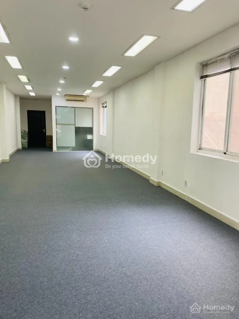 Văn Phòng Cho Thuê Diện Tích 60M2 Mặt Tiền Đường Nguyễn Công Trứ Q1