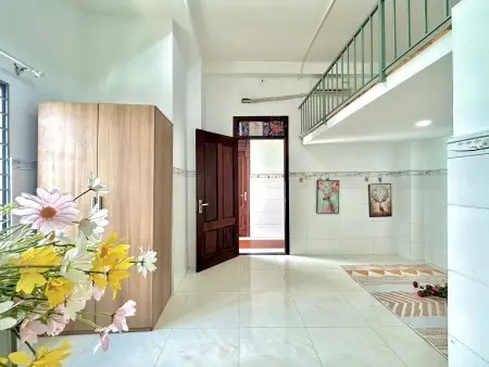 Trọ Có Gác Xinh Cho Sinh Viên Huit Ngay Lê Trọng Tấn Sẵn Nội Thất Có Thang Máy Tận Cửa Free Máy Giặt