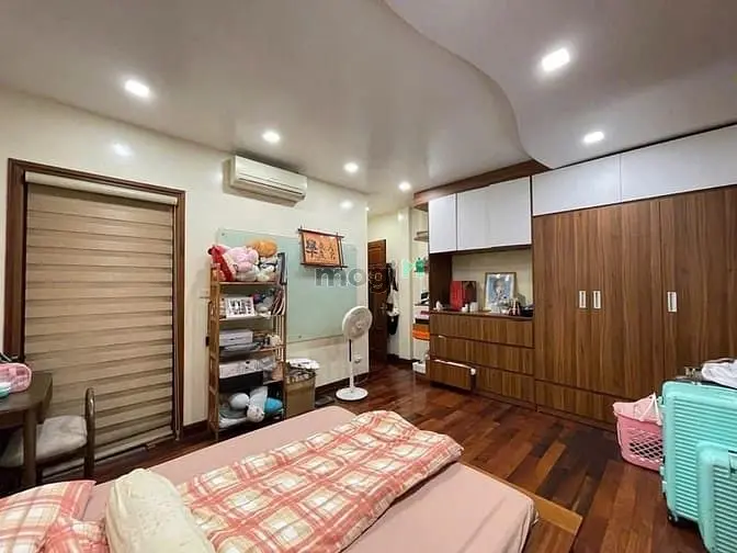 Bán Nhà Phân Lô Phố Đỗ Quang - Dt 56M2 X 5 Tầng