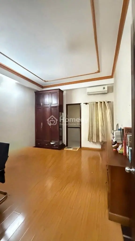Cho Thuê Nhà Nguyên Căn Mặt Tiền Đường Tên Lửa