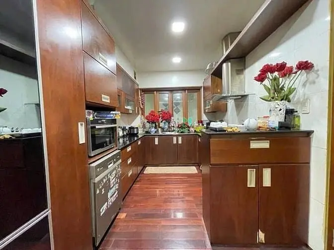 Bán Nhà Phân Lô Phố Đỗ Quang - Dt 56M2 X 5 Tầng