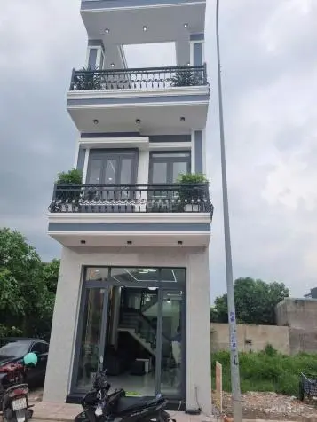 Nhà Bình Chuẩn Kdc Lê Phong 1 Trệt 2 Lầu