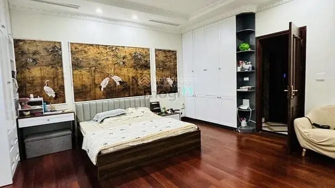 Bán Gấp Nhà Mặt Phố Đê La Thành, 42M2×7T, Mt 3.5M, 21.5 Tỷ