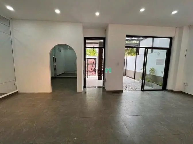 6060561 ảnh đại diện 1