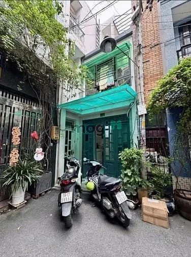 Bán Nhà Hẻm Đường Cách Mạng Tháng Tám, P.5, Tân Bình. Dt: 5,5X8M.