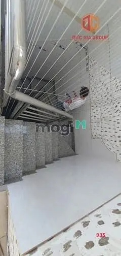 Bán Nhà Mặt Tiền 30 Tháng 04; 1 Hầm 6 Lầu Sổ Hồng 700M2 Sàn Giá 20 Tỷ