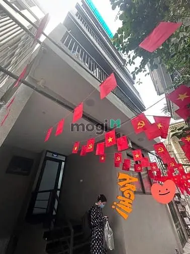 Bán Chdv Nguyễn Khánh Toàn -130M, Mt 7,2M -Thuê 160 Triệu/ Th -25,9 Tỷ