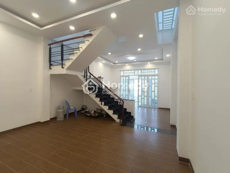 6060883 ảnh đại diện 1