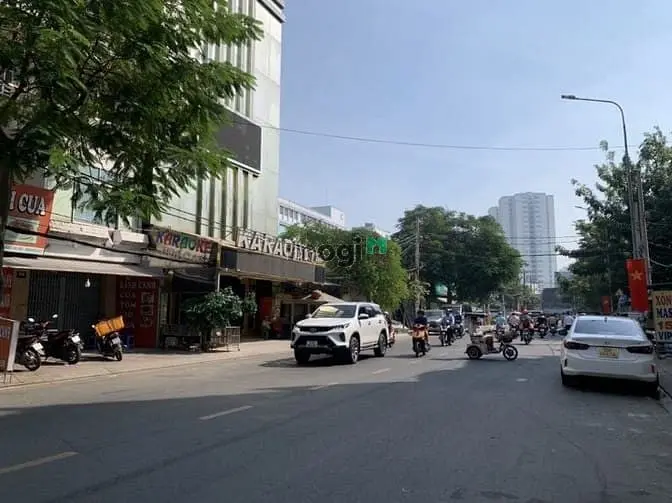 Không Thể Rẻ Hơn🔥Đất Tặng Nhà Mtkd Chợ Lớn 4X18M 4 Tầng Hđ Thuê 19Tr