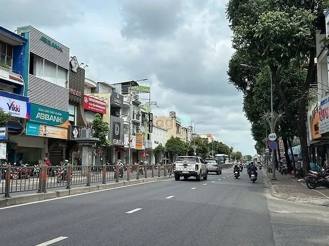 Hiếm 9.5 Tỷ Có Nhà 3Lầu Hxh Quang Trung Làm Cty 64M2 Ngang 4M Ngay P10