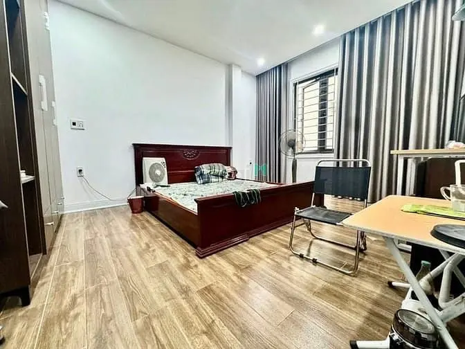 Bán Nhà Hà Đông Ngã 5 Lê Lợi, 10,1 Tỷ, 50M2 X 4 Tầng, Mt 5M, Lô Góc.