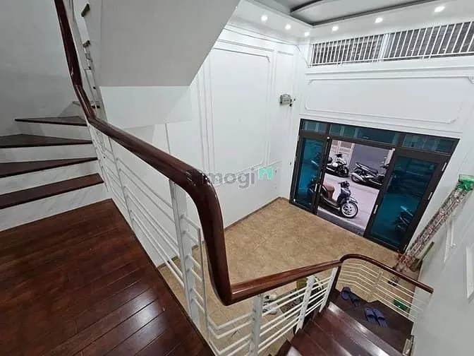 6060850 ảnh đại diện 1
