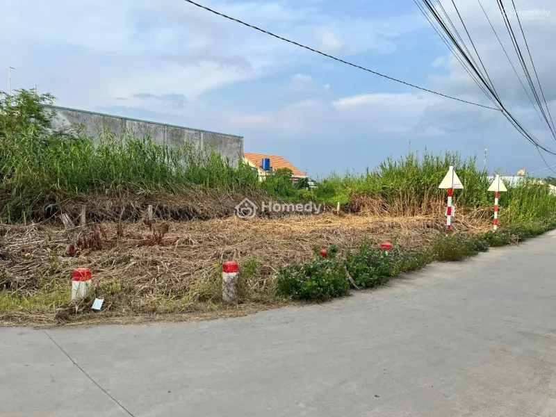 Bán Gấp Lô Góc 2 Mặt Tiền Đường Lê Văn Tâm, Tân Trụ, Long An. Diện Tích: 234 M2
