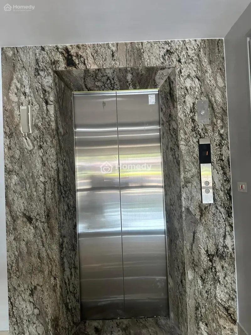 Bán Nhà Kim Giang, Hoàng Mai, 43M2, Giá: 11 Tỷ, 7 Tầng, Mt: 4.4M, Lh 0983984***