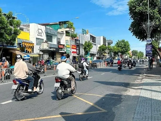 Hiếm 9.5 Tỷ Có Nhà 3Lầu Hxh Quang Trung Làm Cty 64M2 Ngang 4M Ngay P10