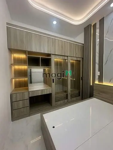 Chỉ Hơn 4 Tỷ - Lê Văn Quới- 2Pn -40M2