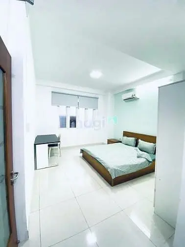 Chính Chủ Căn Hộ Đầy Đủ Tiện Nghi Ngay Trung Tâm Bình Thạnh Sát Q1-3P