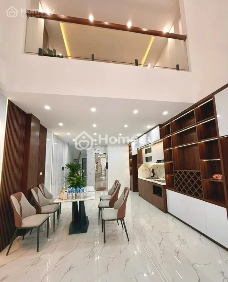 🌹Siêu Hiếm Đống Đa - Ngõ Đẹp - Siêu Nông - 30M Ra Phố Lớn - Thang Máy Xịn - Nhà Thoáng Sáng