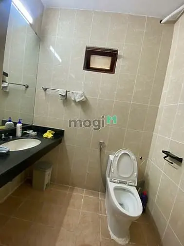Cho Thuê Nhà Kinh Doanh Trung Tâm Quận 1