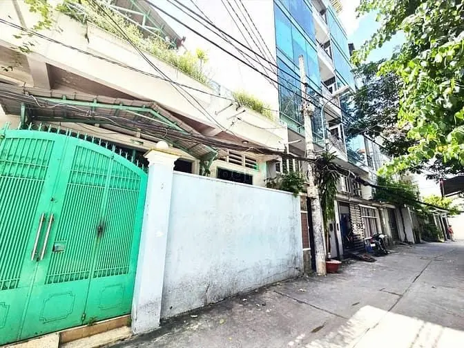 Siêu Hiếm - Biệt Thự Cũ Ngang Hơn 10M Hẻm Xe Tải Thành Thái Quận 10